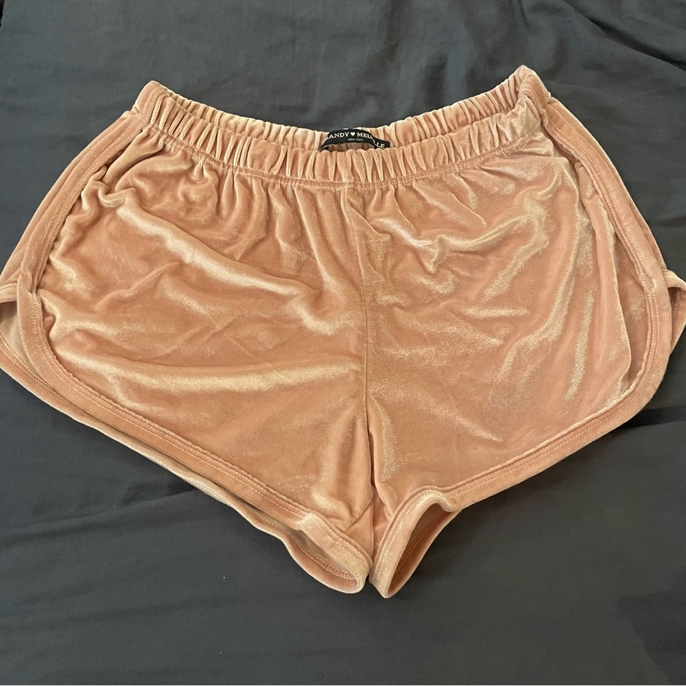 Brandy Melville💖 velvet shorts
